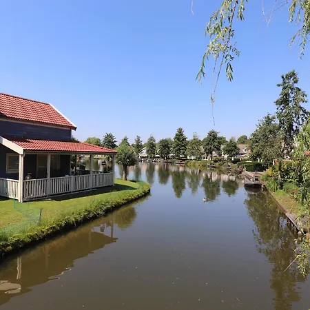 In Zuytland Buiten By The Water Vakantiehuis Simonshaven