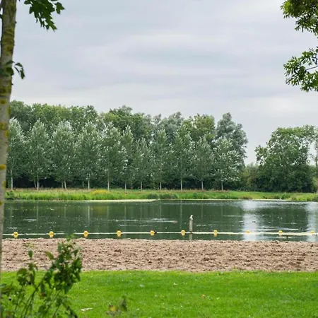 Vakantiehuis In Zuytland Buiten By The Water