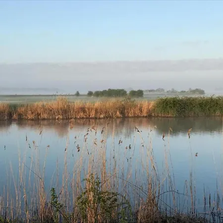 In Zuytland Buiten By The Water * Simonshaven