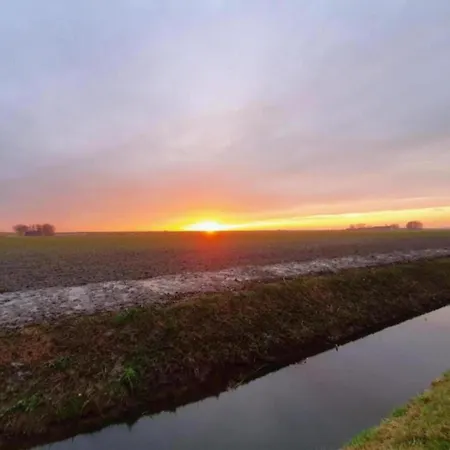 Holiday home In Zuytland Buiten By The Water Simonshaven
